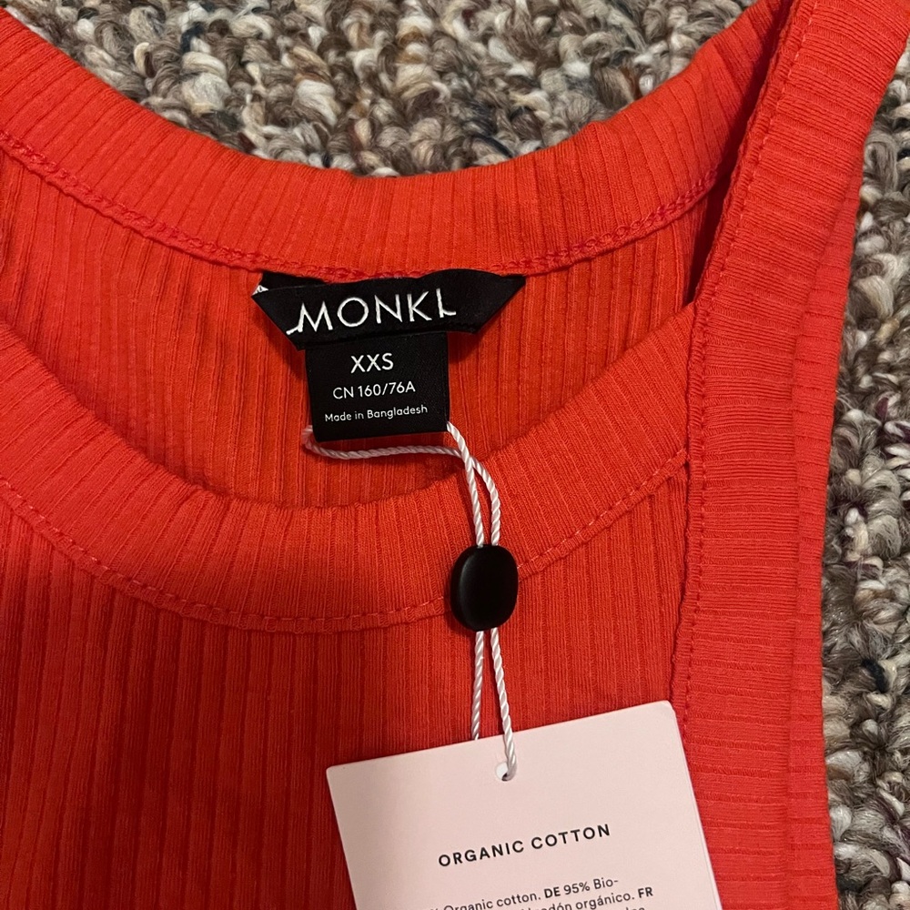 NWT !Monki White Ribbed Tank Tops bundle - Picture 3 of 3